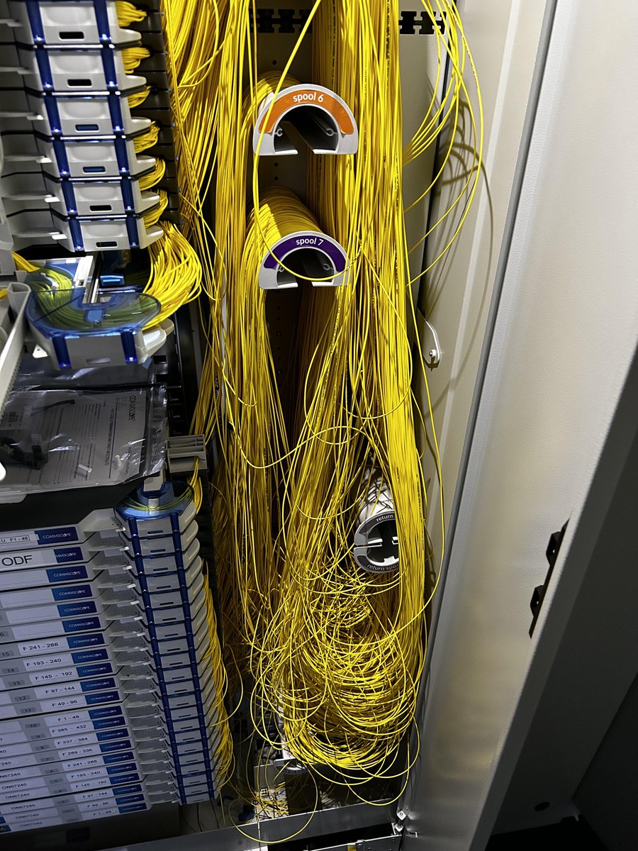 It’s ok, I only need to fjnd one jumper in here. Not like there’s 768 individual fibres or anything…
Author: u/gm22169
reddit.com/r/cablegore/co…
via r/CableGore