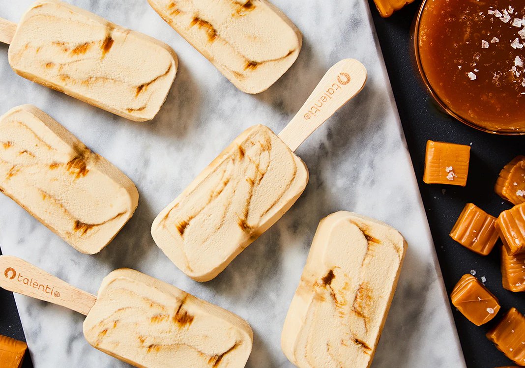 No spoon? No problem! @TalentiGelato have gone from jar-to-bar to make warmer days extra sweet! 🍦 Grab Talenti Mini Bars for a delightful, chocolate-dipped frozen treat on-the-go!