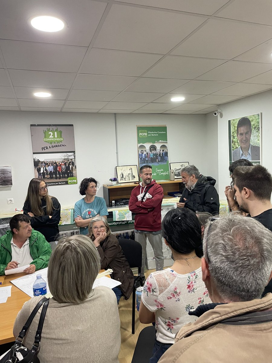 PCPB_Barbera's tweet photo. 🔫Ayer por la noche se daba el pistoletazo de salida para el inicio de la campaña electoral para las municipales 2023.

🔜Adelante, con valentía e ilusión.
🙋🏻‍♂️Vota PCPB, vota Guillem Vilaregut.

💚Salud y municipalismo total! https://t.co/fmFzGBQlzI