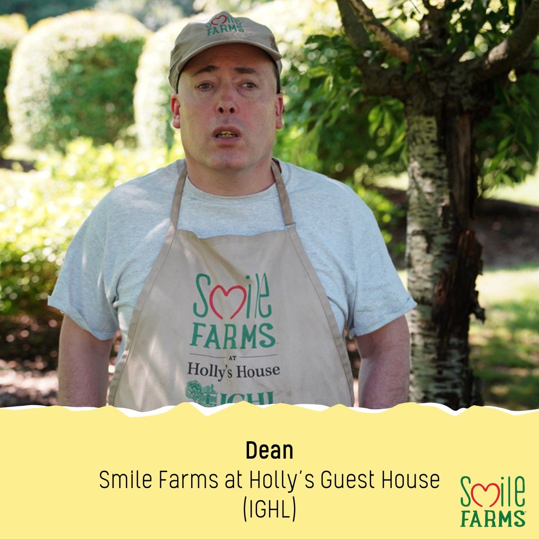 Guess what... it's #FARMERFRIDAY again!  🌶️ 🥕 🍃 🍆 Say Hi to Dean from Holly's Guest House (IGHL). #SmileFarms #HollysGuestHouseIGHL