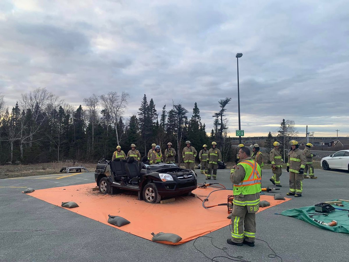 townofgander's tweet image. Thank you to everyone who came out to  @GanderFire’s Open House and Vehicle Extraction Demonstration!👩🏻‍🚒

It was an educational and fun evening for all.

#municipalawarenessweek
@PMANL709 
@MunicipalNL