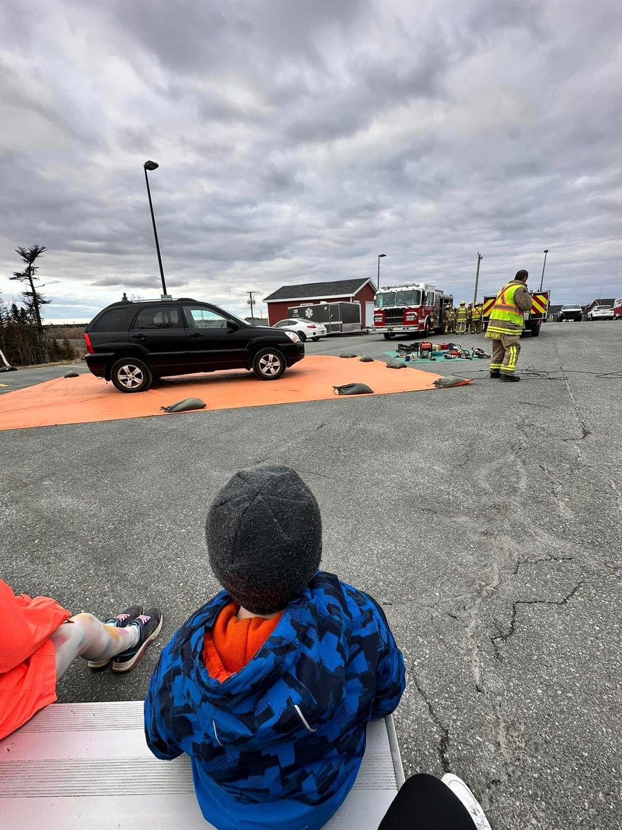 townofgander's tweet image. Thank you to everyone who came out to  @GanderFire’s Open House and Vehicle Extraction Demonstration!👩🏻‍🚒

It was an educational and fun evening for all.

#municipalawarenessweek
@PMANL709 
@MunicipalNL