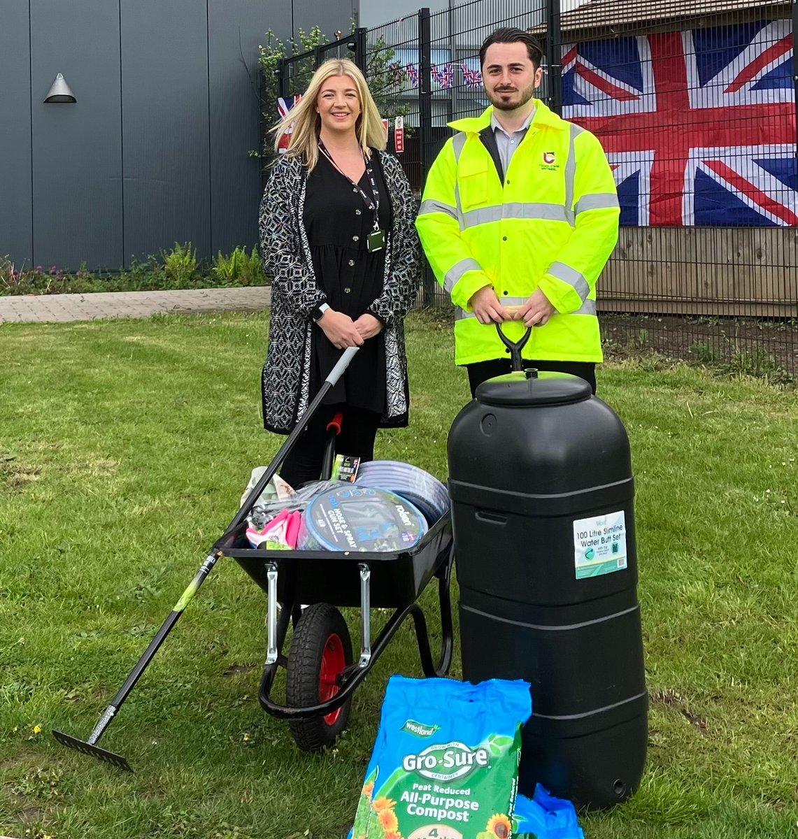 Tai Tarian (@taitarian) on Twitter photo Thanks to <a href="/Westwardhtg/">Westward Energy Services Ltd</a> for helping us to donate some new gardening equipment to <a href="/YsgolCwmBrombil/">Ysgol Cwm Brombil</a> for their new community garden.
#CommunityBenefits Thanks to <a href="/Westwardhtg/">Westward Energy Services Ltd</a> for helping us to donate some new gardening equipment to <a href="/YsgolCwmBrombil/">Ysgol Cwm Brombil</a> for their new community garden.
#CommunityBenefits