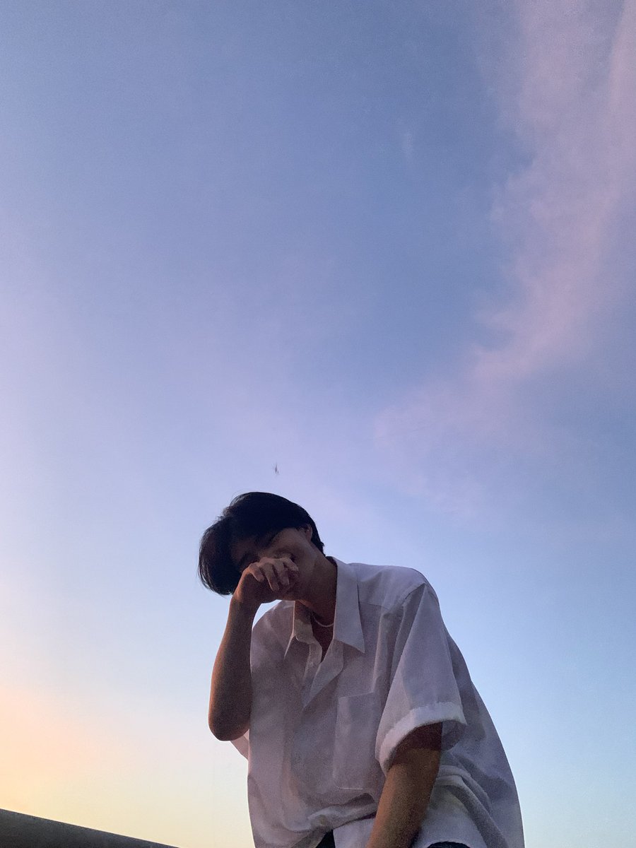 20aungpao's tweet photo. 🤍🌍 https://t.co/C2bOgj1eU1