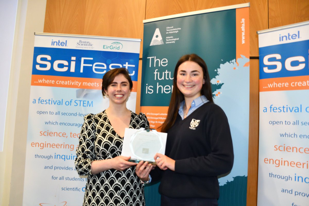 Well done Claire Leuridan Slevin @DCWschool runner up for her project on 'Comparing progression to STEM courses and careers between all girls and co-educational schools' #womeninscience #STEMeducation @ATU_GalwayCity @SciFest4STEM yesterday.