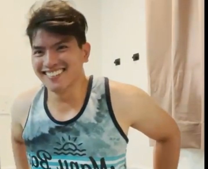 NEVER BACK DOWN
NO SURENDER

MYGZ QUEZON CITY

#HonoraryAwardMygzMolino