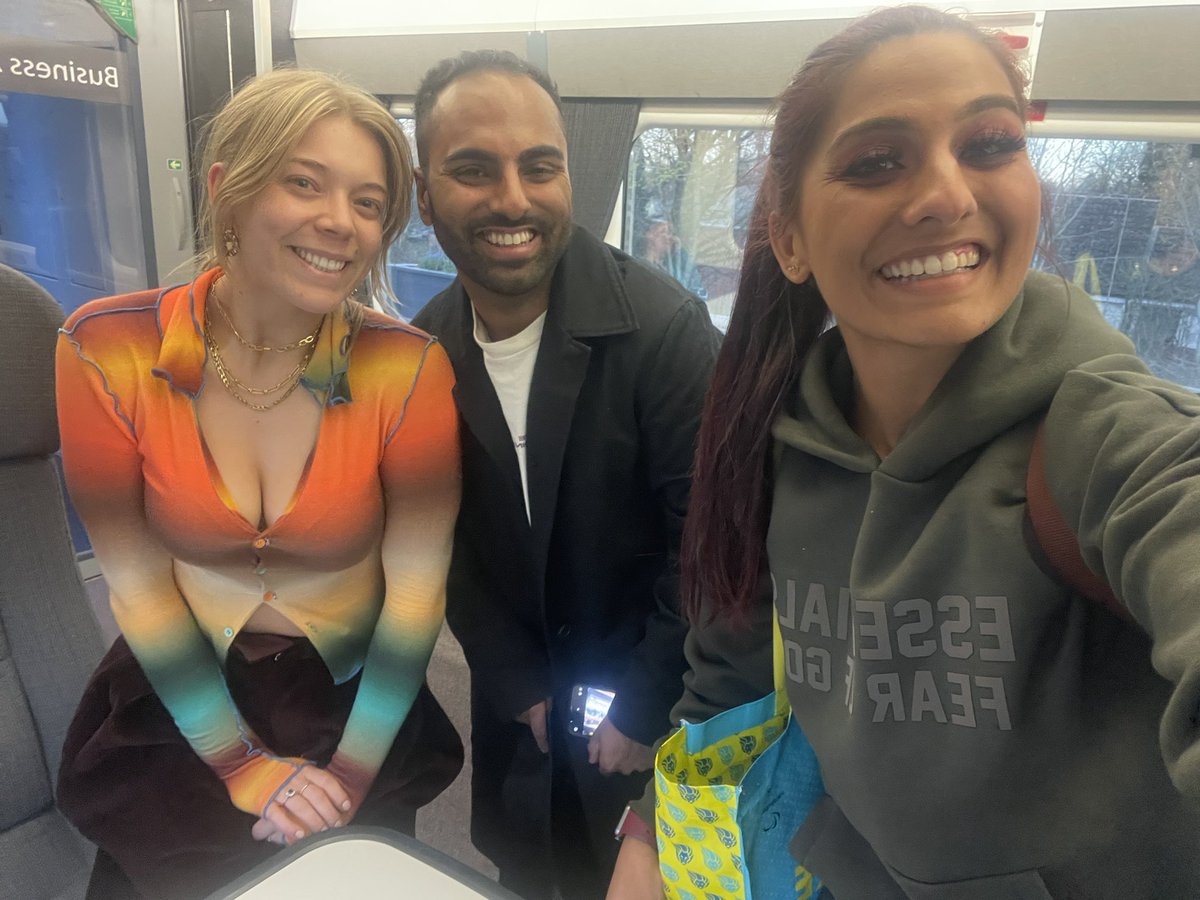 DJay95's tweet photo. So proud of @BeckyHill and the first single from her SECOND album #SideEffects! Remember seeing her on the train last month where she gave me and the sis the exclusive! Roll on Glasto! 💙 https://t.co/mlmvqxQAgu
