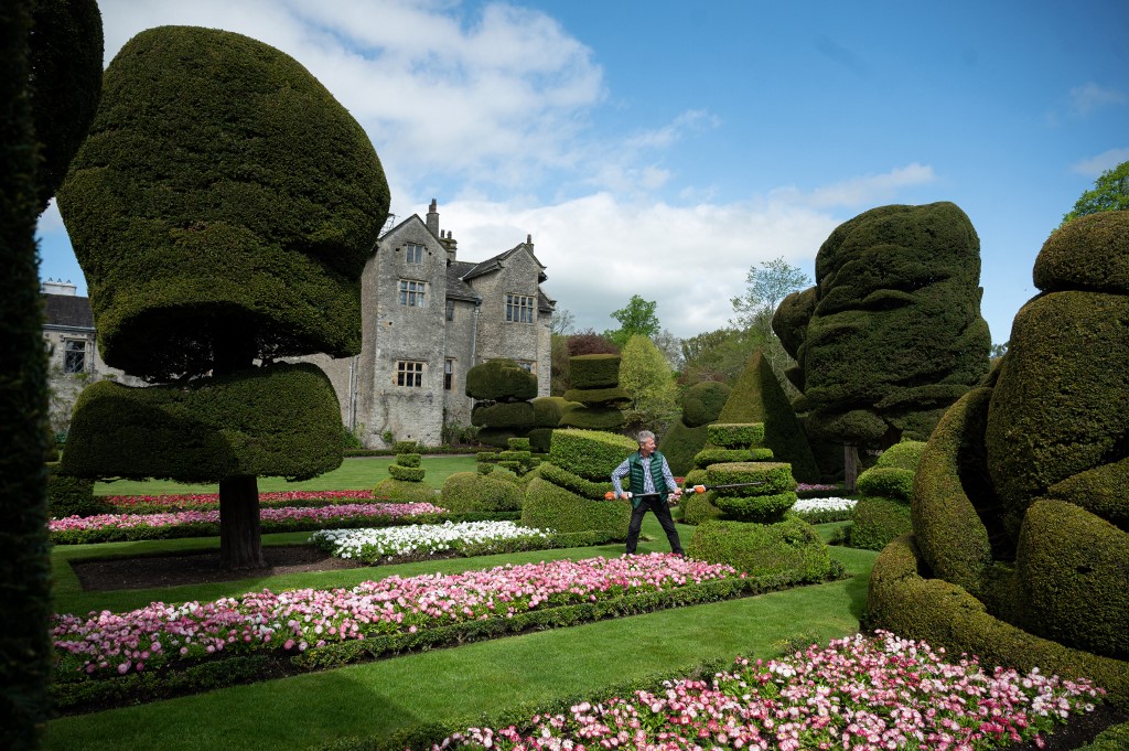 Levens Hall, an Elizabethan stately home near Kendal in northwest England, will host the “World Topiary Day” as a celebration of the art of topiary on 14 May 2023.

Read more at: tribune.net.ph/2023/05/12/lev…
