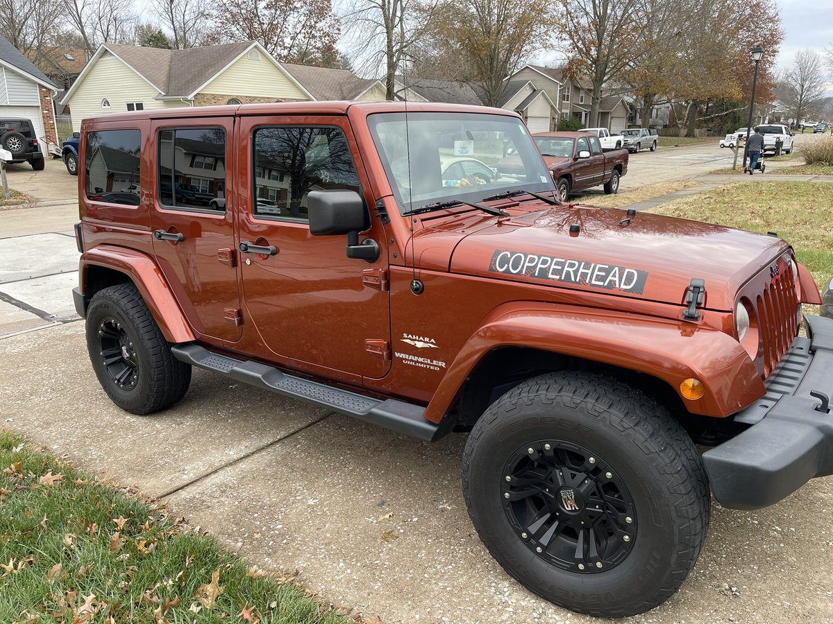 martyred1's tweet photo. @2fingeredsocie1 How’s this? 😊
#fullshot #jeeplove https://t.co/IsEYzTQthf