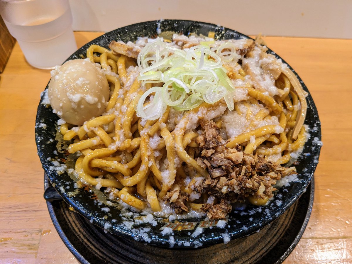 ramentechnocrat's tweet photo. 平太周/神保町/爆盛油脂麺 400g

最高にうまいです。
まずビジュアルも100点ですよね。 https://t.co/PL4vA1wXZ3