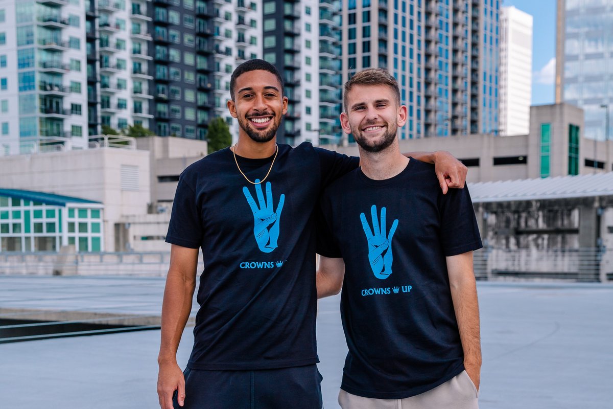 CharlotteFC's tweet photo. Throw those #CrownsUp 👑 

Our Crowns Up tees are available for purchase at the Team Store! 

#ForTheCrownFriday https://t.co/IISQDwN7As