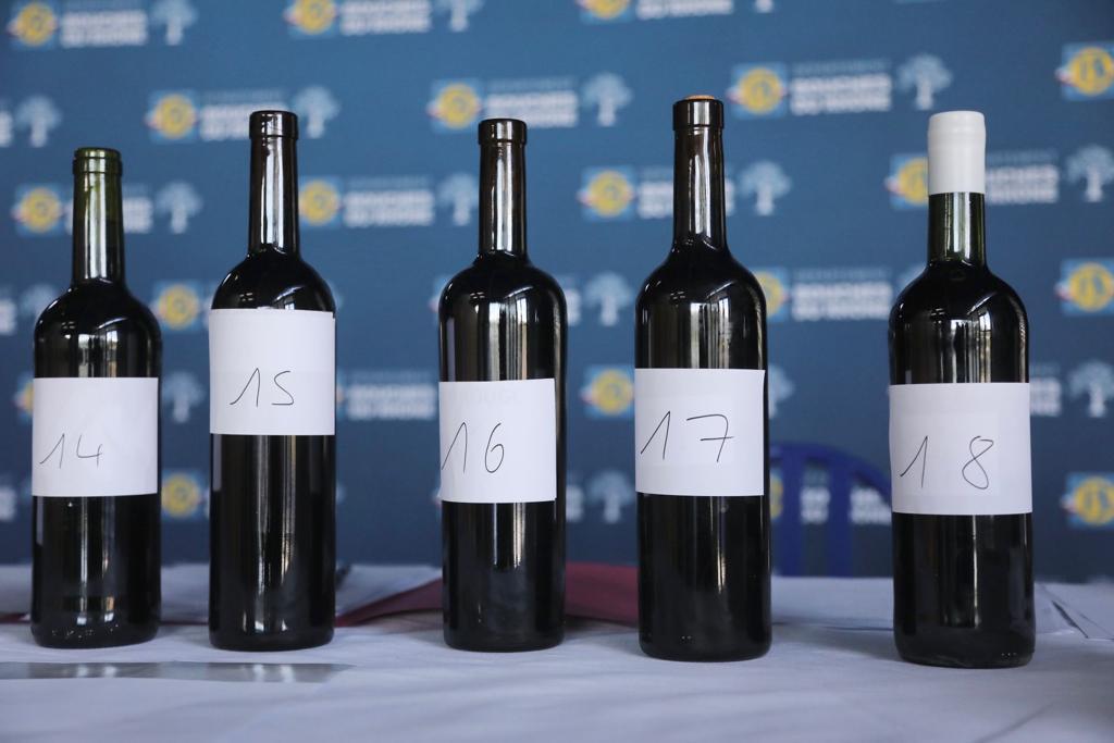 🍇Soutenir l’activité vinicole

À travers la " Cuvée départementale " nous souhaitons, avec la <a href="/ChambagriFrance/">Chambres d'agriculture France</a> , mettre à l'honneur les vins* sélectionnés, leurs producteurs et promouvoir l’image "produit du terroir, produit de qualité".

Les lauréats 👉 dpt13.fr/laureats-cuvee…