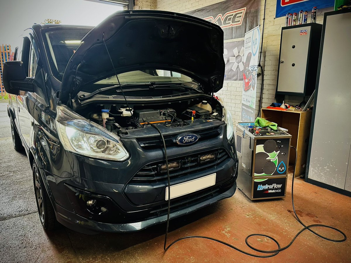 DarrenClark1971's tweet image. In for a HydroFlow engine carbon clean today. Definitely a noticeable difference in performance when shifting up the gears - van’s got a new lease of life!
#longlifemiddlesbrough #hydroflow #hydroflowmiddlesbrough #transitcustom #enginecleaning #carboncleaning