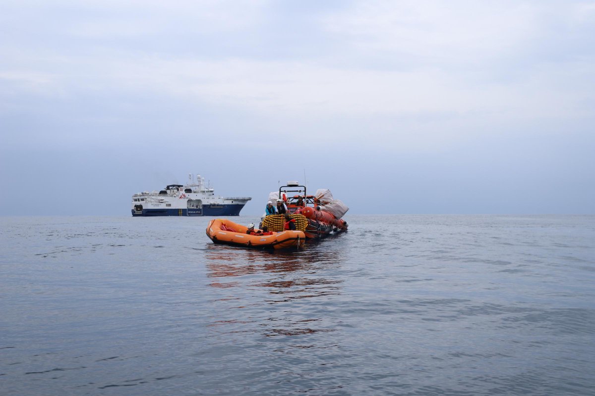 MSF_Sea's tweet photo. 🛟  On the long way from #LaSpezia to the #CentralMediterranean, our team completed another round of refresher training to be ready for any type of distress situation. https://t.co/3k84XtxGmX