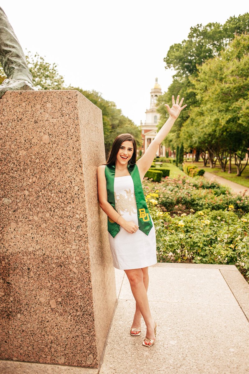 #BaylorGrad
Yay Annabeth!!!