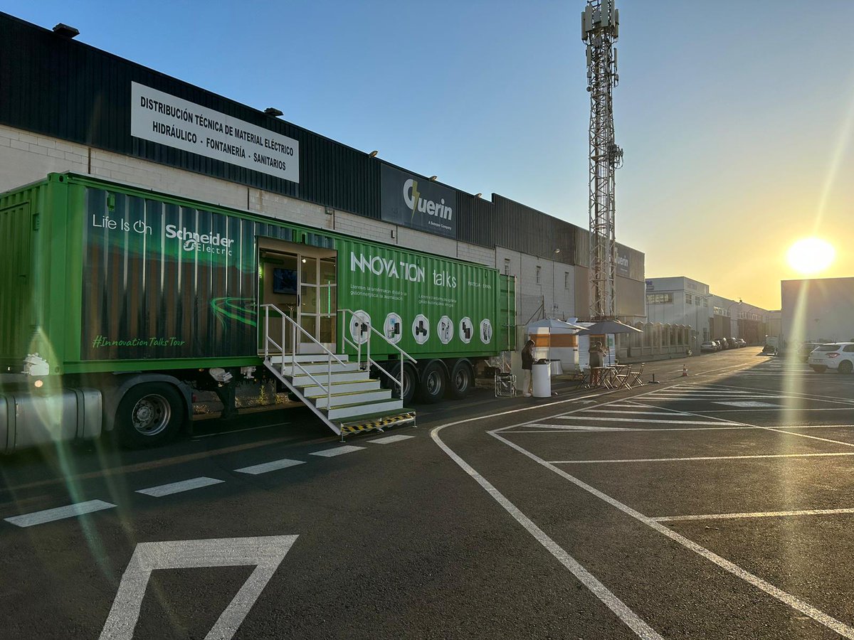 SchneiderElectric ES tweet media