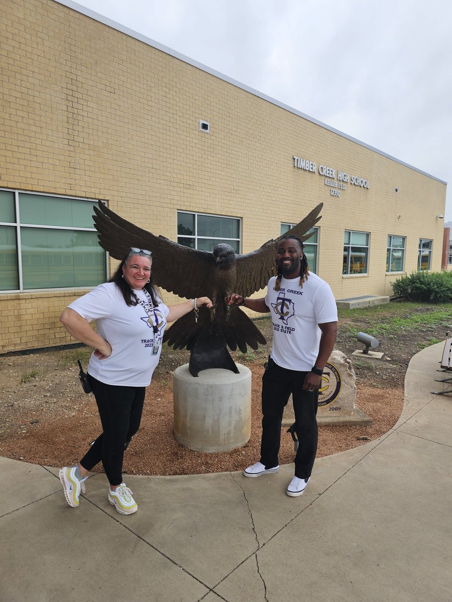 APD1319's tweet image. When you and your partner dress alike randomly. 

@FalconFast_TCHS @FalconFast_TCHS
#Twinning #CREEKCULTURE #TCOD #THECREEKISRISING