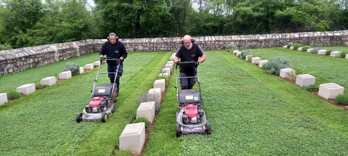 Eleni_RSGreece's tweet photo. Good morning from @CWGC Lahana Military Cemetery. Our fantastic North Greece Mobile Team is doing an excellent job. https://t.co/S15PTOxAAB