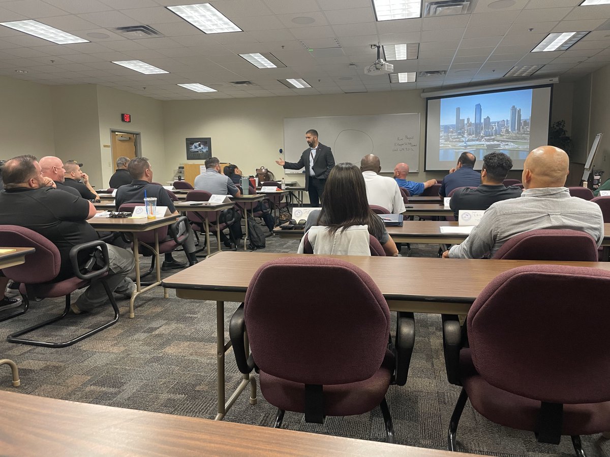 azpostgov's tweet photo. Congratulations to the 28 graduates of the AZPOST sponsored Basic Leadership Academy. AZPOST is proud to be a multijurisdictional partner in shaping the future leaders of law enforcement. Never stop learning! https://t.co/p25Wiqdu4q