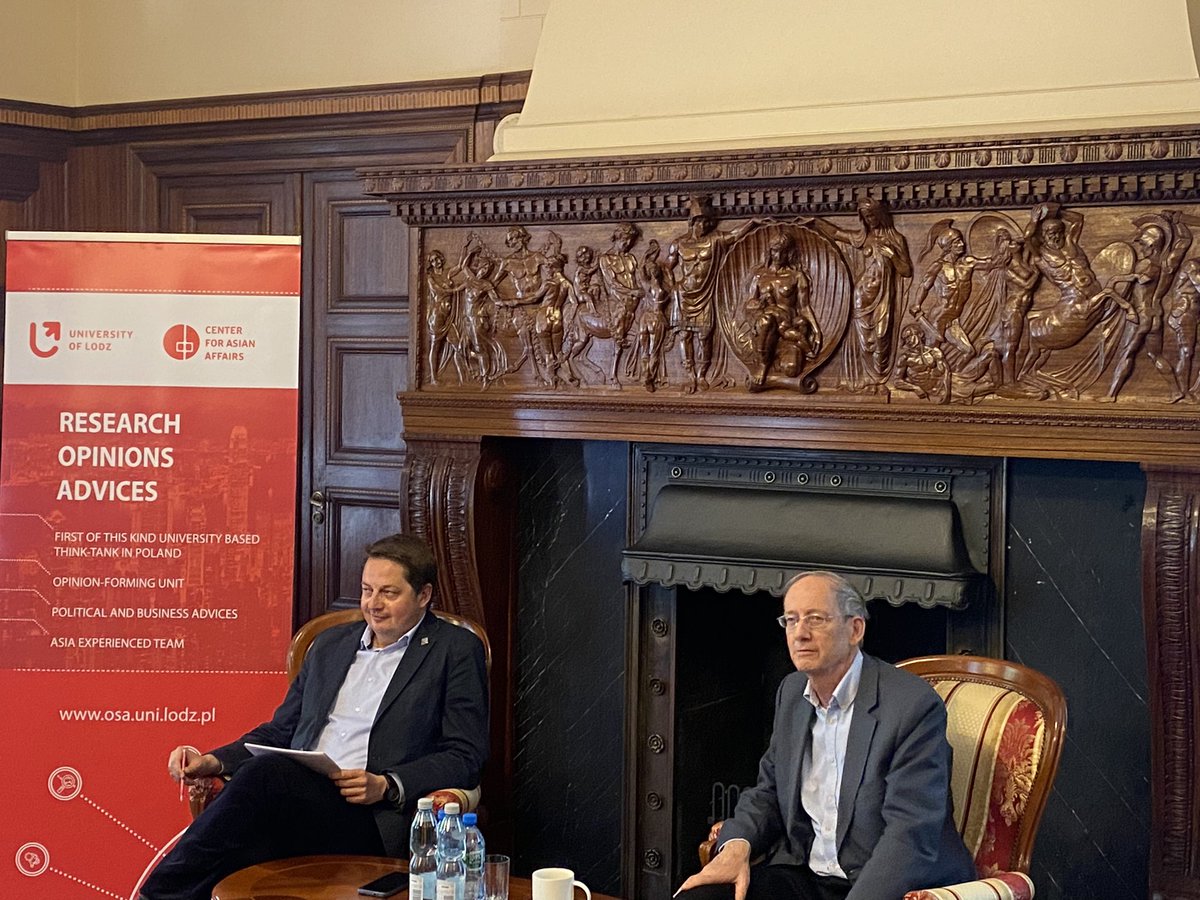 Tomasz Kamiński (@kaminskitomas) on Twitter photo Long, frank and insightful discussion about possible Chinese war with Taiwan with <a href="/JCabestan/">Jean-Pierre Cabestan</a> organised by <a href="/CAAUniLodz/">Ośrodek Spraw Azjatyckich - OSA UŁ</a> and moderated by <a href="/d_mierzejewski/">d mierzejewski/梅德明</a> A few observations from it in a thread🧵 1/5 Long, frank and insightful discussion about possible Chinese war with Taiwan with <a href="/JCabestan/">Jean-Pierre Cabestan</a> organised by <a href="/CAAUniLodz/">Ośrodek Spraw Azjatyckich - OSA UŁ</a> and moderated by <a href="/d_mierzejewski/">d mierzejewski/梅德明</a> A few observations from it in a thread🧵 1/5
