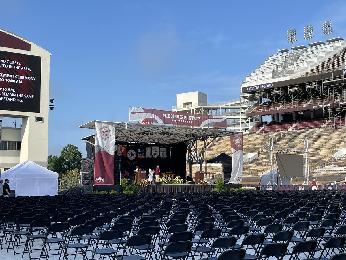 Regina Hyatt tweet media