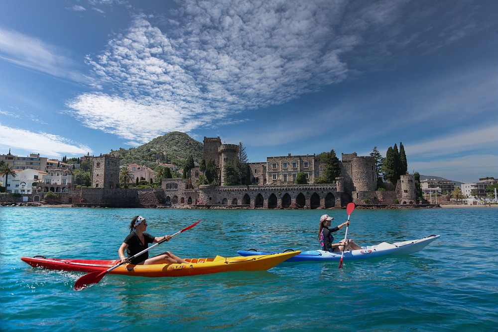 MandelieuOTC's tweet photo. [Activités nautiques]
Kayak, wake board, paddle...Testez les sports de glisse dans le Golfe de La Napoule 
#Mandelieutourisme #CotedAzurFrance #nautisme #fun #sea #beautifullandscapes #ride4fun #wakelife
📷 Camille Moirenc / ©Activ'images-JBiche https://t.co/KXIpzqgNtI