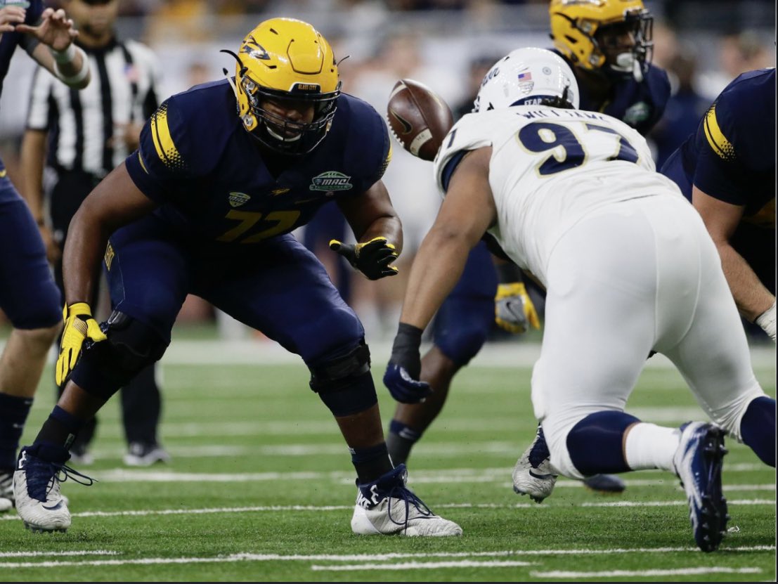Andrew Baggott🥞 (@andrewbag07) on Twitter photo After a great talk with <a href="/coachhallett/">Mike Hallett</a> I am truly blessed to receive my 1st D1 offer from <a href="/ToledoFB/">Toledo Football</a>!!
<a href="/topperfb/">Chardon Hilltopper Football</a> @Rivals_Clint <a href="/DaleRodick/">Dale Rodick II</a> After a great talk with <a href="/coachhallett/">Mike Hallett</a> I am truly blessed to receive my 1st D1 offer from <a href="/ToledoFB/">Toledo Football</a>!!
<a href="/topperfb/">Chardon Hilltopper Football</a> @Rivals_Clint <a href="/DaleRodick/">Dale Rodick II</a>