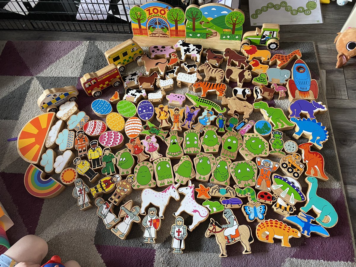 I think I have a problem…
#lankakadeanonymous #lankakade #woodentoys #lankakade #ethicalshopping #babipur <a href="/babipur/">Babi Pur</a> <a href="/LankaKade/">Lanka Kade Toys</a> (I have found more since this and the Christmas ones are up the loft!)