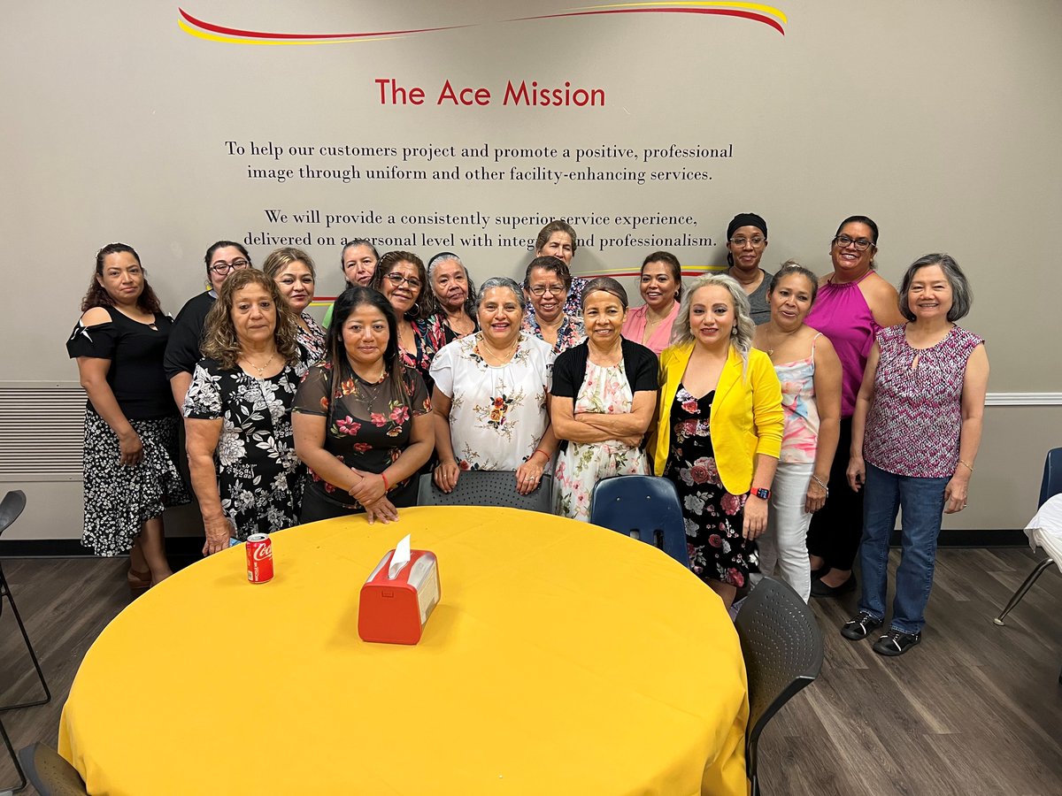 Happy #MothersDay to the incredible moms at Ace ImageWear TX! Your dedication, hard work, and love inspire us every day. Thank you for everything you do! 💗💐