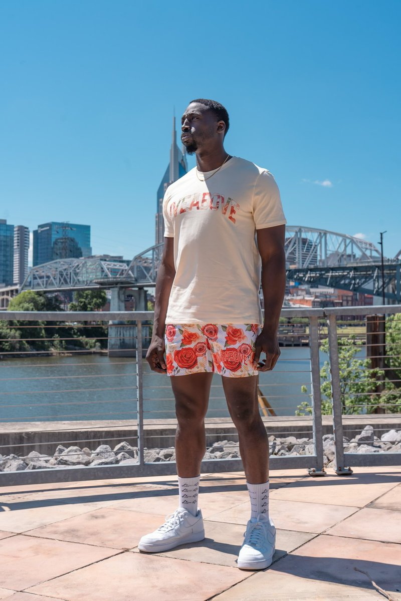LiveAboveCO's tweet photo. 🌹 You deserve your flowers! Brand new collection online now featuring our Rose for you Mesh shorts and premium weighted tshirt! Pre-Order Now https://t.co/m8nwzedj6s https://t.co/9jbSmryvBo