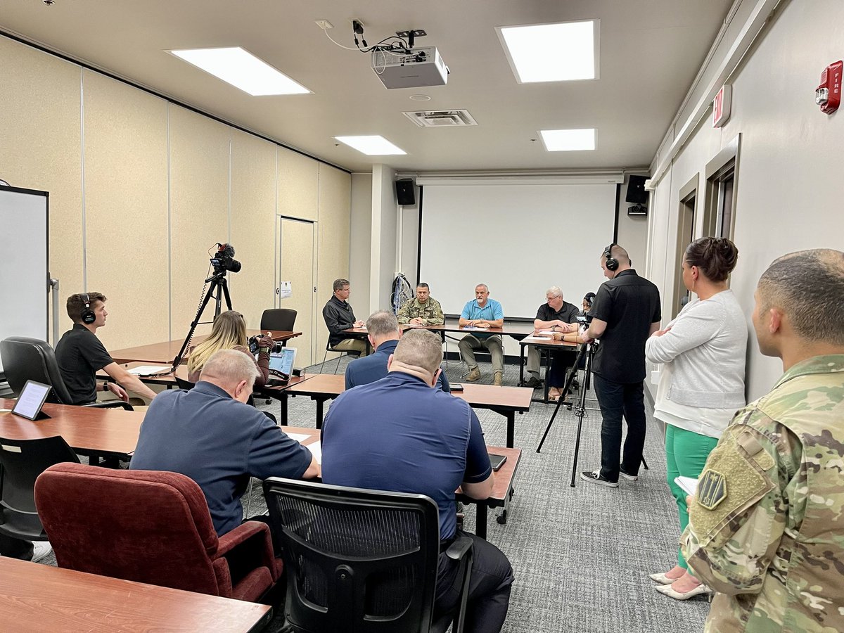 USARMYMCTP's tweet photo. Wrapped up supporting @USArmyNorth’s Vibrant Response 2023 exercise with Virginia-based Joint Task Force Civil Support, Michigan-based TF 46 &amp; Utah-based TF 76 

They practiced defense support of civil authorities (DSCA) in response to various crisis scenarios on the US homeland https://t.co/8rr5BXADB8
