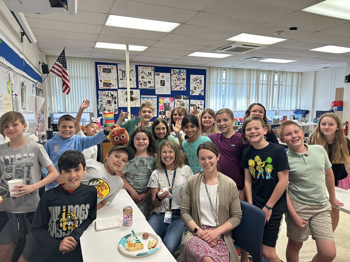 Christa Eastgate (@christaeastgate) on Twitter photo These awesome 5th graders had a breakfast feast to celebrate their teachers, making a red carpet and plates of food for them, and throwing a big impromptu dance party after they all ate. So many thanks to their teachers for all they do. #beartavernpride <a href="/cturnbull15/">Chris Turnbull</a> #5thgrade These awesome 5th graders had a breakfast feast to celebrate their teachers, making a red carpet and plates of food for them, and throwing a big impromptu dance party after they all ate. So many thanks to their teachers for all they do. #beartavernpride <a href="/cturnbull15/">Chris Turnbull</a> #5thgrade