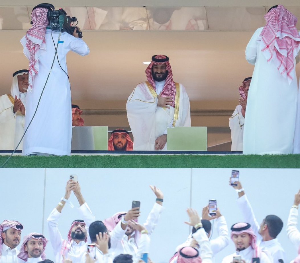 مبروك للجميع حضوركم سيدي فخر وشرف لكل الرياضيين لا خاسر بوجودكم يكفي شرف السلام عليكم🇸🇦💚💚🇸🇦 .
#نهائي_كأس_الملك
 #الهلال_والوحدة