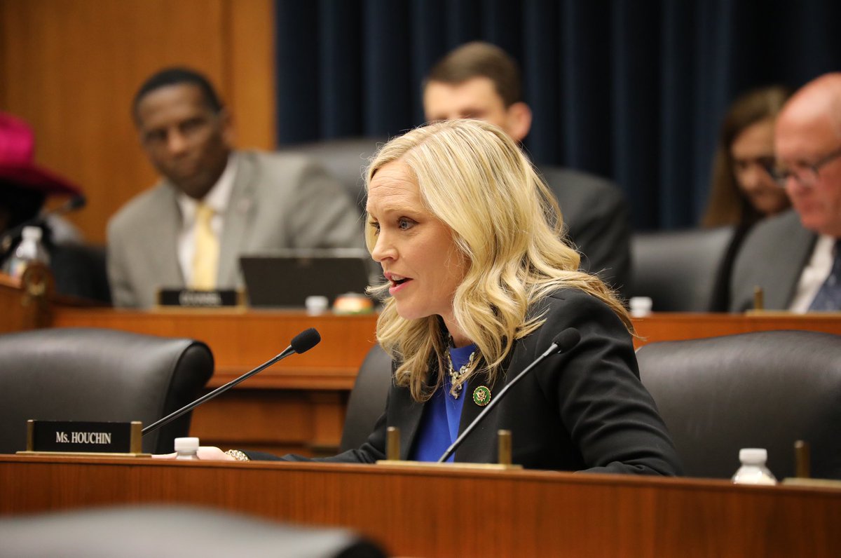 RepHouchin's tweet photo. In @EdWorkforceCmte this week: Working to improve the current skills gap and workforce shortage.

I’ve seen ways this can be done in adult education programs like @TheExcelCenter in Clarksville. It's time to invest in what works. https://t.co/XSygAQmHee