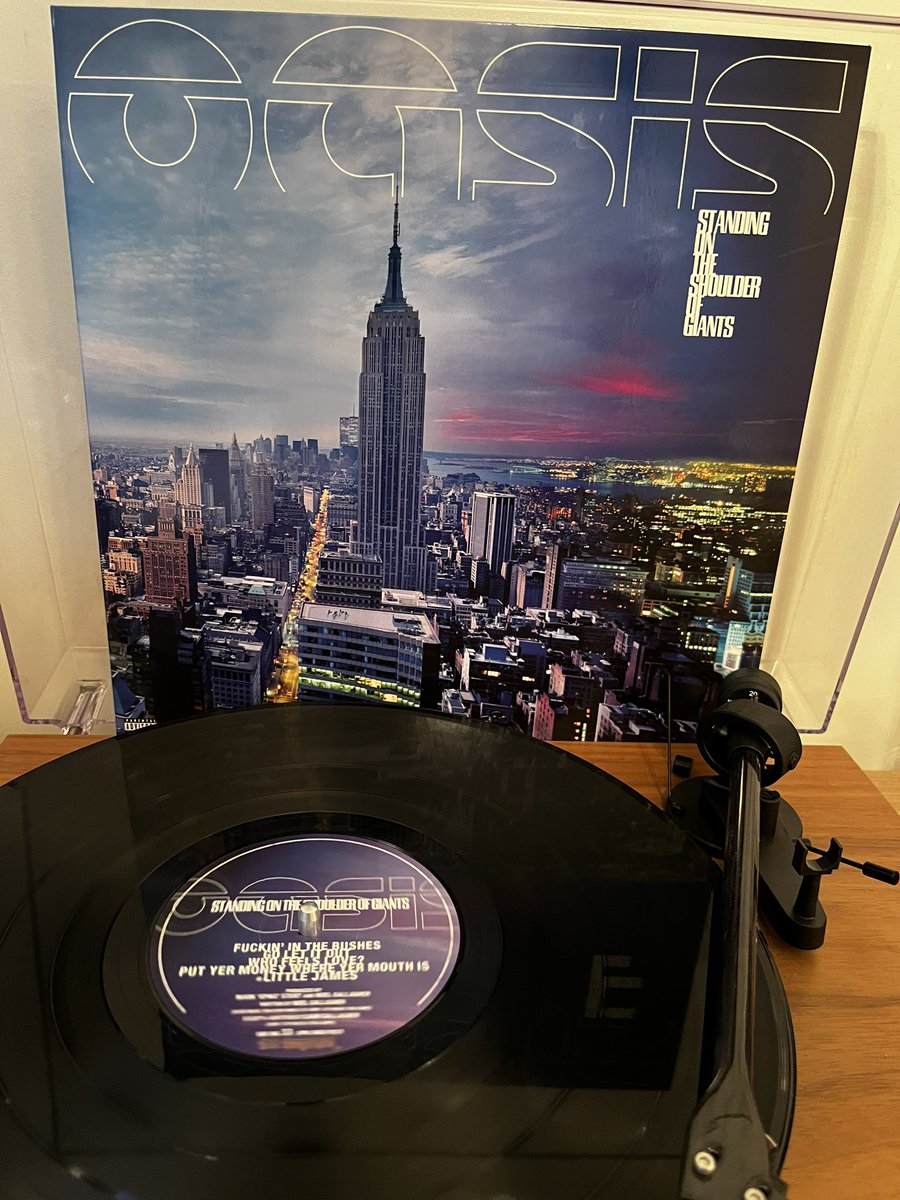 #Oasis #StandingOnTheShoulderofGiants #LiamGallagher #NoelGallagher #AlanWhite #PaulStacey #vinylrecords #VinylCollector #vinylcollection #vinylcommunity #vinyladdict