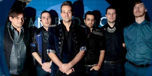 TAN BIÓNICA, BANDA ENCABEZADA POR LOS HERMANOS CHARPENTIER, REGRESARÁ TRAS UN IMPASSE DE SIETE AÑOS, EL 28 DE OCTUBRE EN EL ESTADIO DE VÉLEZ SARSFIELD DE CAPITAL. ift.tt/TOE0sXz