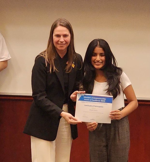 DrJ Grade 9 student Divjot Kalsi received an award of $1000 for her business, Div Kalsi Solutions, at the Minister’s Entrepreneurship Award of Excellence in Halifax from the Honourable Becky Druhan. Congratulations Divjot!

#divkalsisolutions