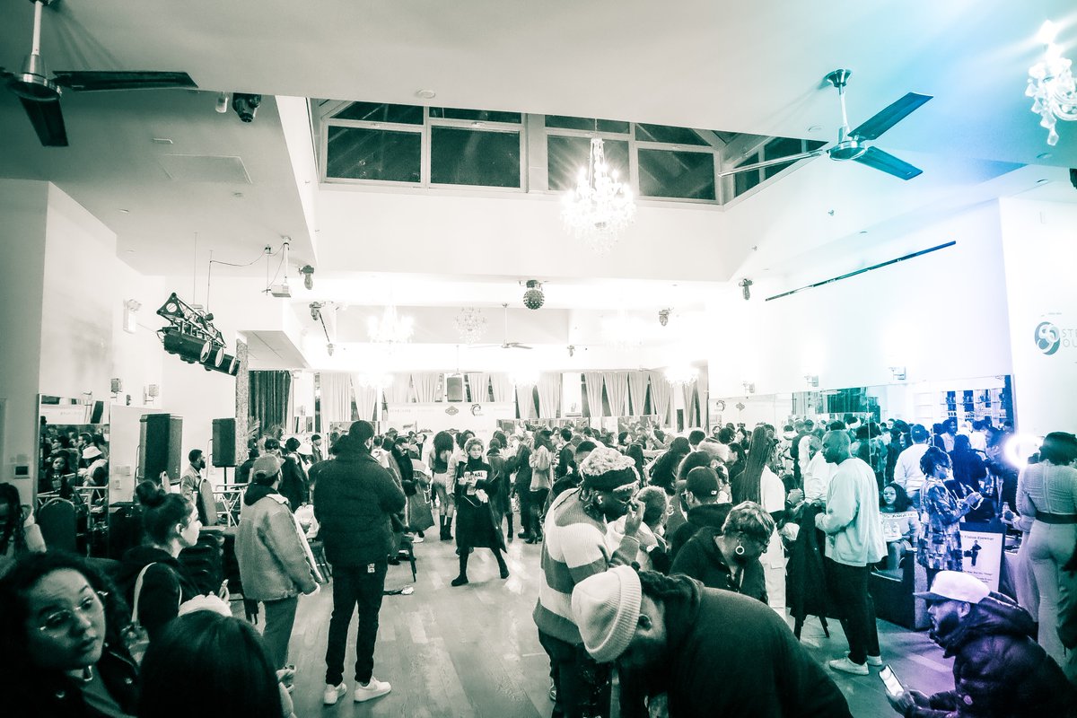 “Pursue Your Dreams”
<a href="/BovtiqveFW/">BovtiqveFashionWeek</a> <a href="/urbangorillas/">ᑌꋪʙᗩɴ 𝔾𝗢𝗥𝗜꒒꒒𝗔ᔕ👑</a>

WeAreGorillas.com
BovtiqveFashionWeek.com