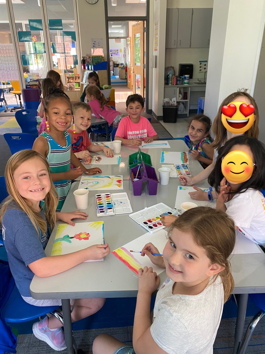 Painting their little ❤️s out in our KinderPaint LEAP Club! 🐸🎨👨🏼‍🎨 <a href="/BartonPondES/">Barton Pond Elementary School</a>
