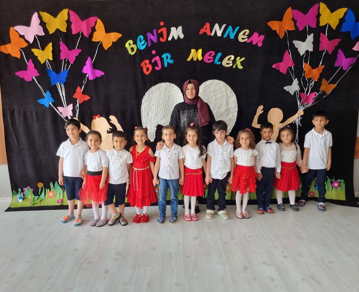 __Bikal's tweet photo. Anasınıfımızın Anneler Günü Etkinliği https://t.co/uPUrJuXK3x