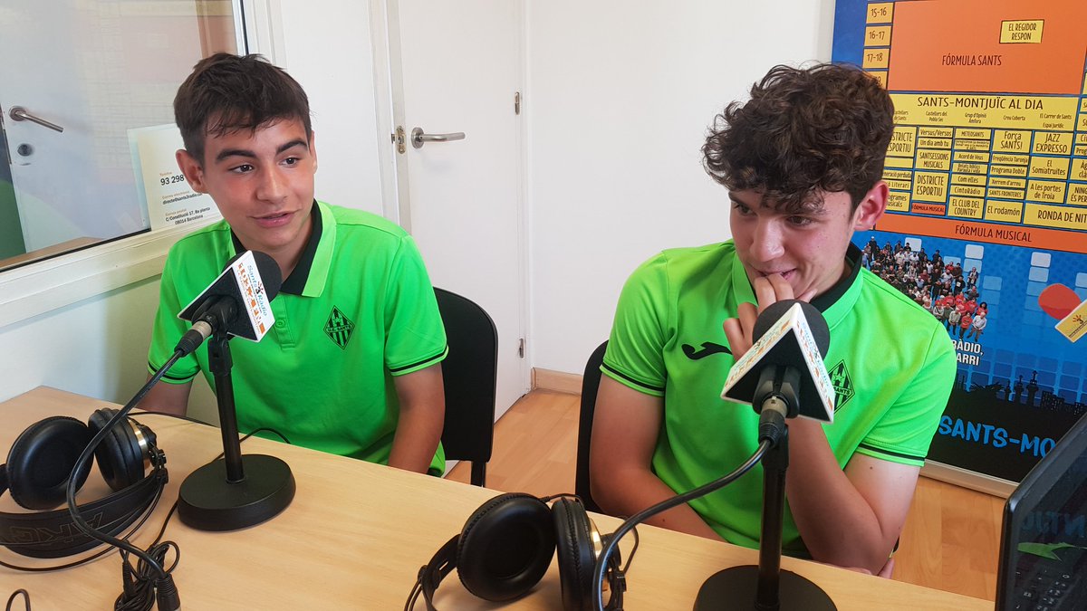 fsantsFM's tweet photo. 🆕️Força Sants🆕️

📌El gran any de l'Infantil A i el possible ascens amb @guille_1125 i els jugadors Biel i Julen.
📌La RFEF amplia de 16 a 18 els equips de Tercera amb @AlbertPostils

🎙Presenta @HandersMarc

Ivoox: https://t.co/lQAnUZIHga
Spotify: https://t.co/1Z0TXYC8Rs https://t.co/vZklJnDsUu