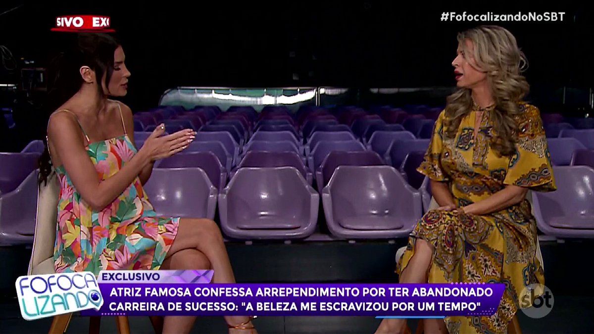 diariodenovelas's tweet photo. Gabi Cabrini entrevistando Cida Marques. 
#FofocalizandoNoSBT #APraçaÉNossa
#Fofocalizando #CidaMarques https://t.co/Go9VfxypYe