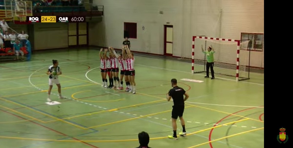 #AscensoDHOro - J1 

<a href="/BM_Roquetas/">Club Balonmano Roquetas</a> 24-23 <a href="/oargracia/">OAR Gràcia Sabadell</a> (final).

Las anfitrionas remontaron el 18-21 para sumar dos puntos en un desenlace muy emocionante...

deportecienporcien.com/los-cuatro-equ…