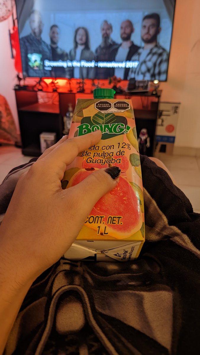 Gracias, Dyna del pasado... Por salvarme de salir a la calle a comprar bebibles.
#ADynaToThePast

TENKIU METABOLIFE