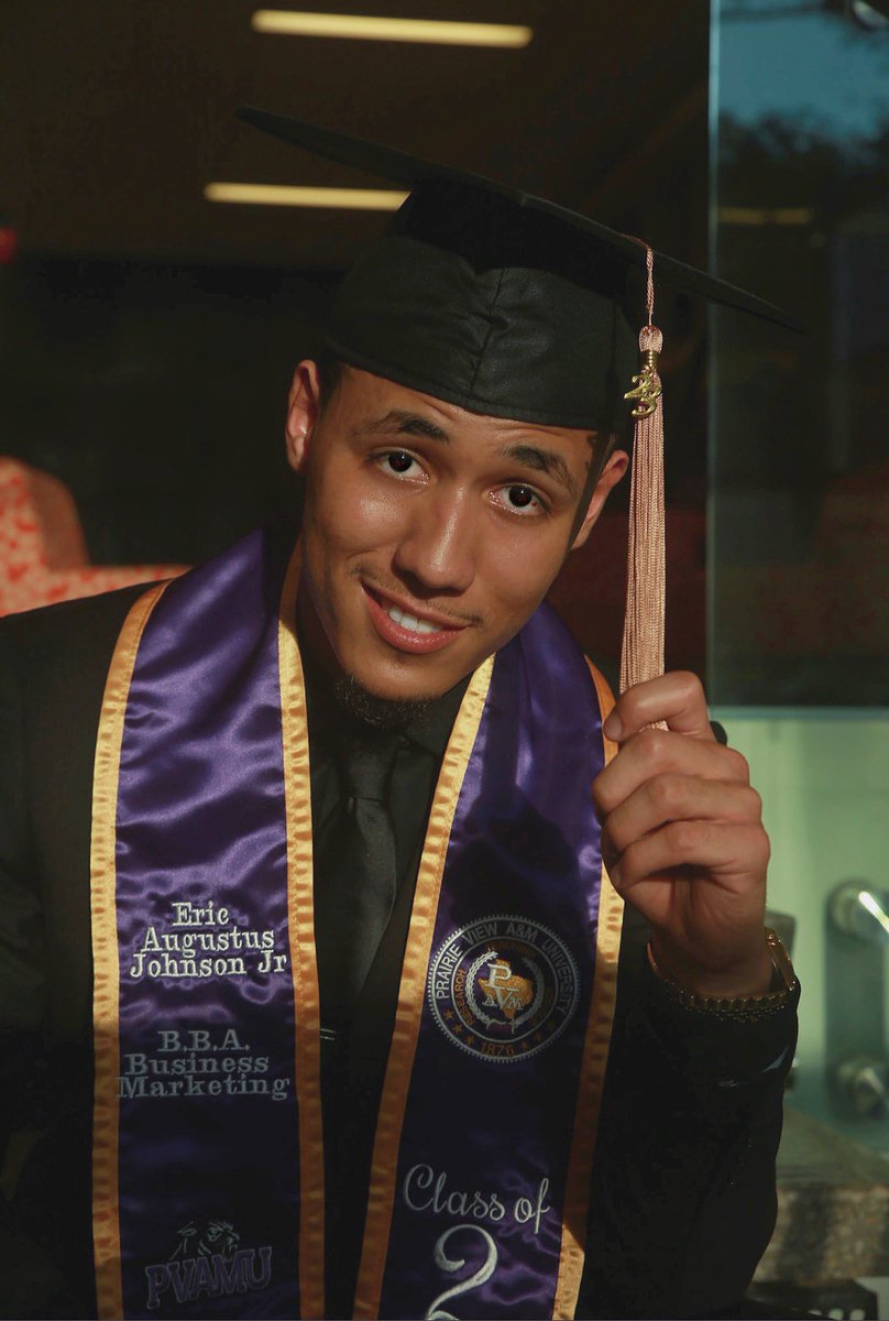 EricWithCurls's tweet image. May 13th 2023👨🏽‍🎓