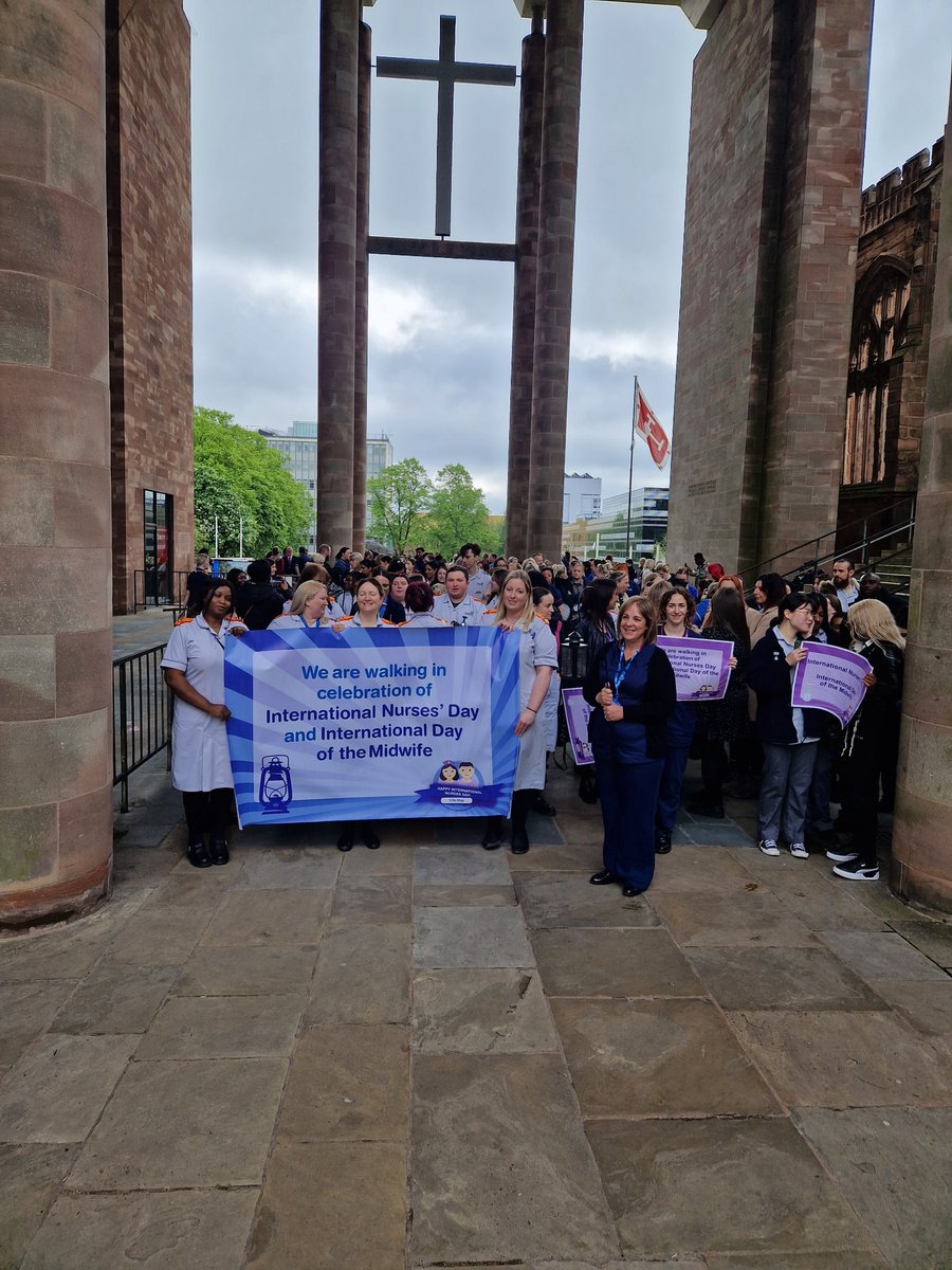 Amazing celebration, over 450 nurses across Coventry and Warwickshire today celebrating International Nurses Day #IND2023 #InternationalNursesDay @MaryMumvuri @MelCoombesCEO @CWPT_NHS @CW_Rise @jagtarbasi @BethanRothwell