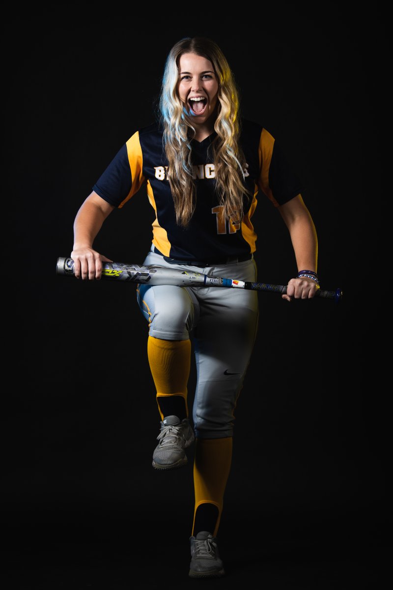 ucoathletics's tweet photo. BRONCHOS WIN! Jacee Minter with a walkoff home run to beat Oklahoma Baptist 2-1 in eight innings and send Central Oklahoma to the regional final!

@UCOSoftball x #RollChos https://t.co/qXqM70xVvU