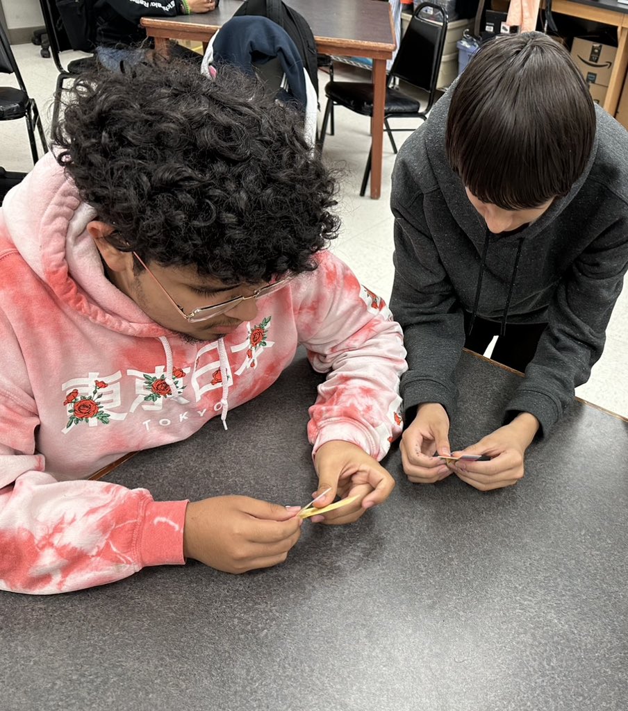 JMHSbears's tweet photo. Making cards for hospitalized kids Kindness - Students Against Bullying - Stand Up and Speak Out! @YouthService #GYSD23 #GobalYouthServiceDay #StopBullying @StopBullyingGov @HersheyCompany #HeartwarmingProject @OKCPS @OKFCCLA @okcareertech https://t.co/YhHozaiRcx