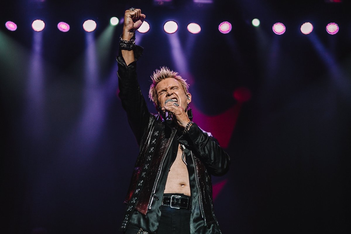 Billy Idol tweet media