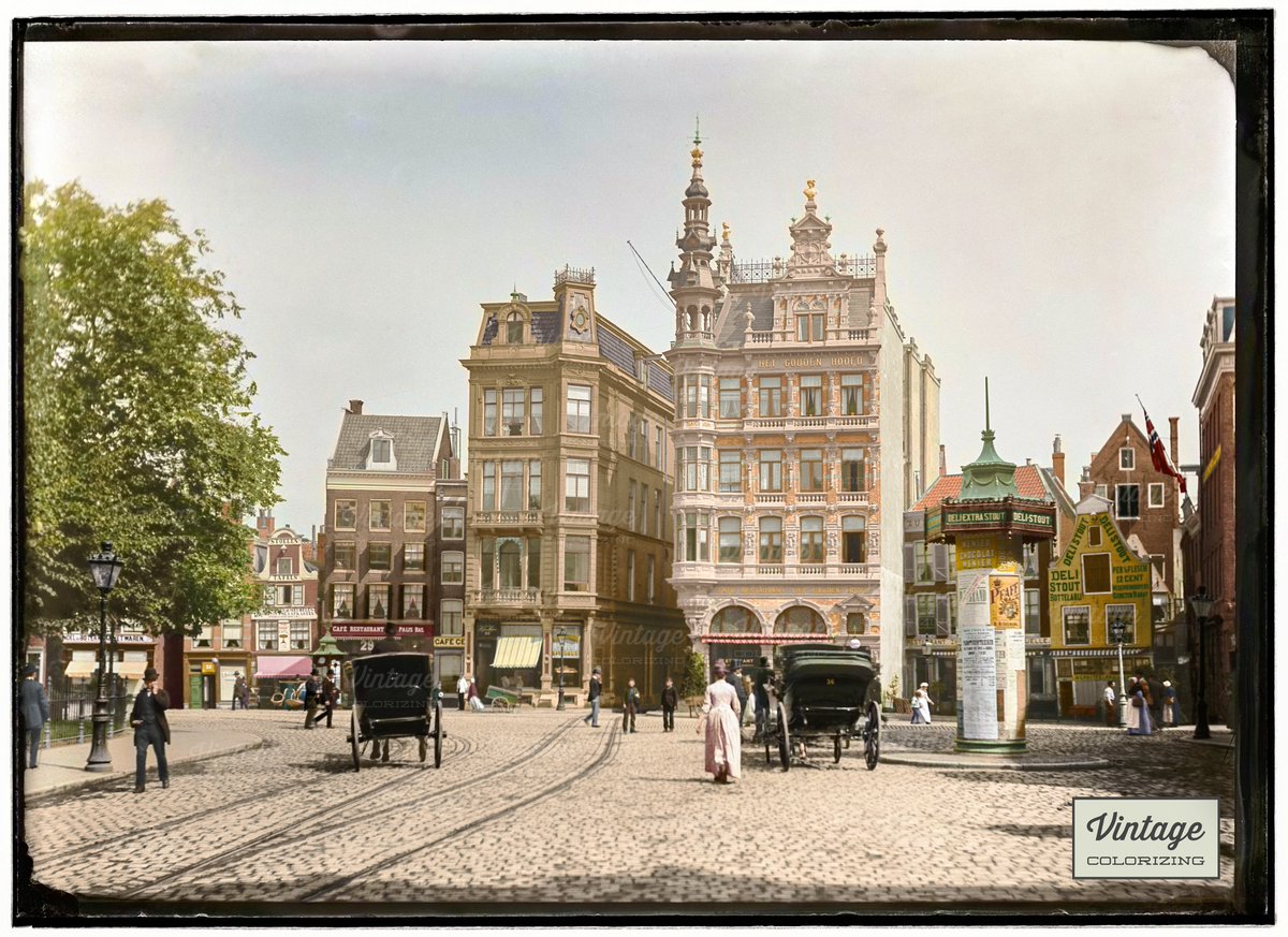 Colorizer2's tweet image. 🎨 Ingekleurde en herstelde foto van het prachtige Rembrandtplein in 1895! Bedankt @amsterdamkunst voor het delen van deze historische parel. Ik heb hard gewerkt aan het inkleuren ervan. 🖌️ Voor meer info, zie vintagecolorizing.com. #Amsterdam #historisch #kunst #Rembrandtplein